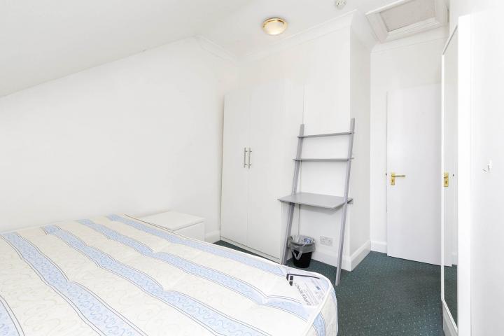 Modern Apartment Burnley Road, Dollis Hill